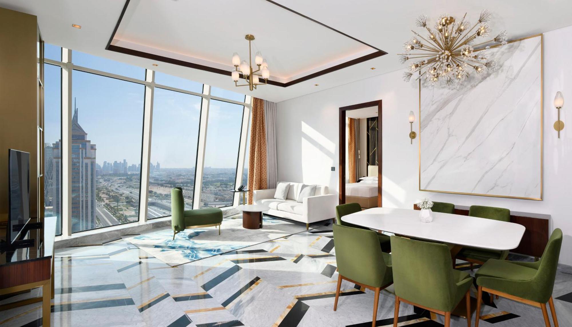 Velero Hotel Doha Lusail Ngoại thất bức ảnh A suite at the hotel