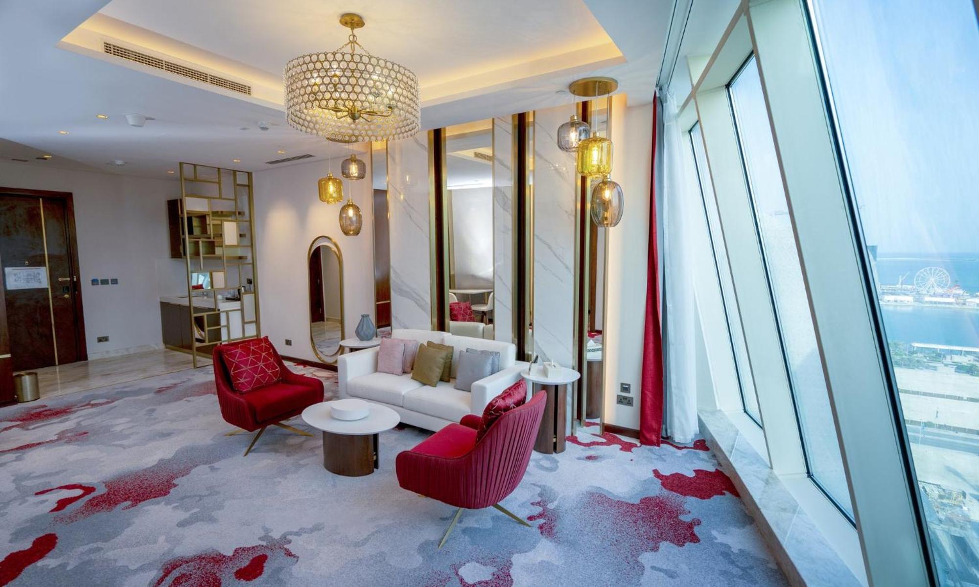 Velero Hotel Doha Lusail Ngoại thất bức ảnh A suite at the hotel