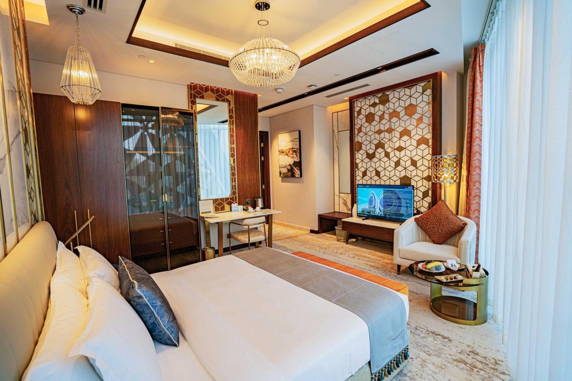Velero Hotel Doha Lusail Ngoại thất bức ảnh A bedroom at the hotel
