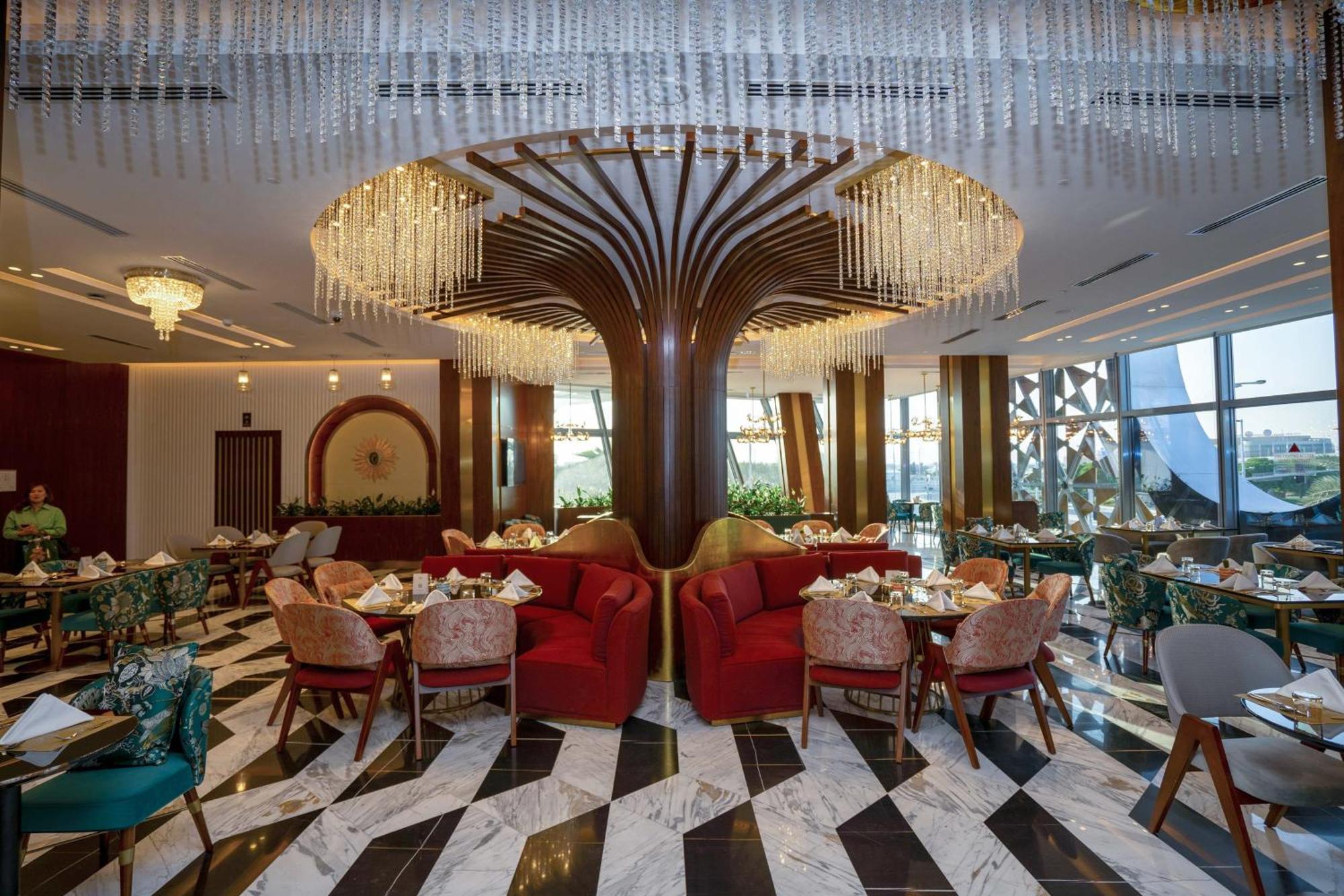 Velero Hotel Doha Lusail Ngoại thất bức ảnh The restaurant